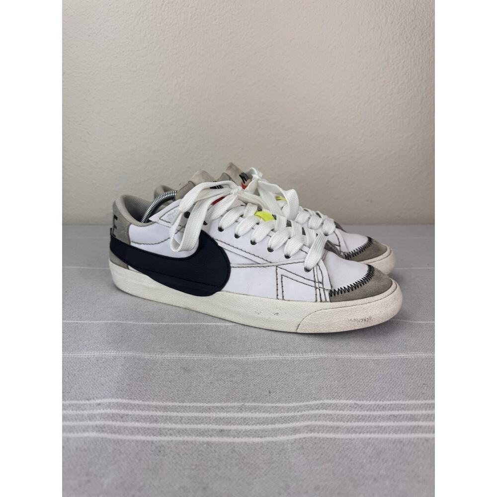 Nike Blazer Low 77 Jumbo Leather Lace Up Sneakers DN2158-101 White Black 10.5